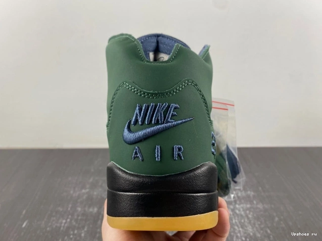 AMM "Navy FZ5758-003 Jordan Green”  Air 5 0721